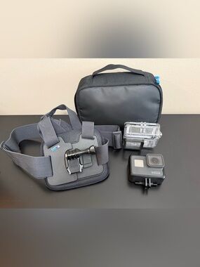 GoPro HERO5 Action Camera Bundle with Chest Mount & Waterproof case